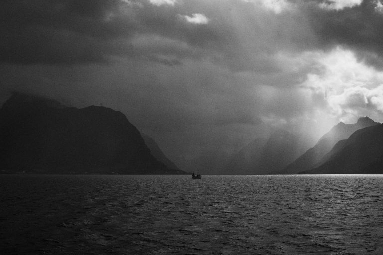 elope in Norway header