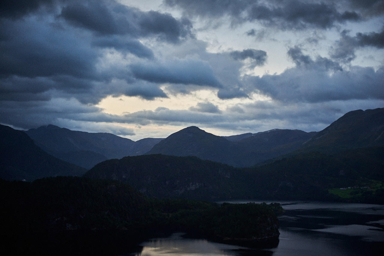 elope in Norway