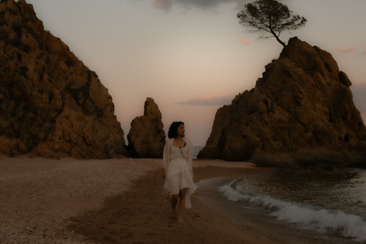 A Perfect Destination for Wedding Photography in Costa Brava 27 Platja Gran Beach Wedding Session