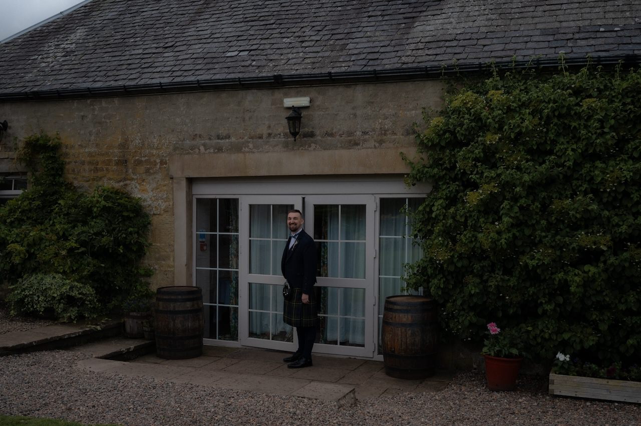 Harburn Barn Wedding