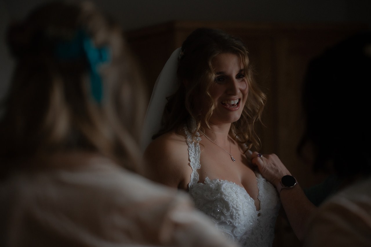 Bride getting ready with friends.