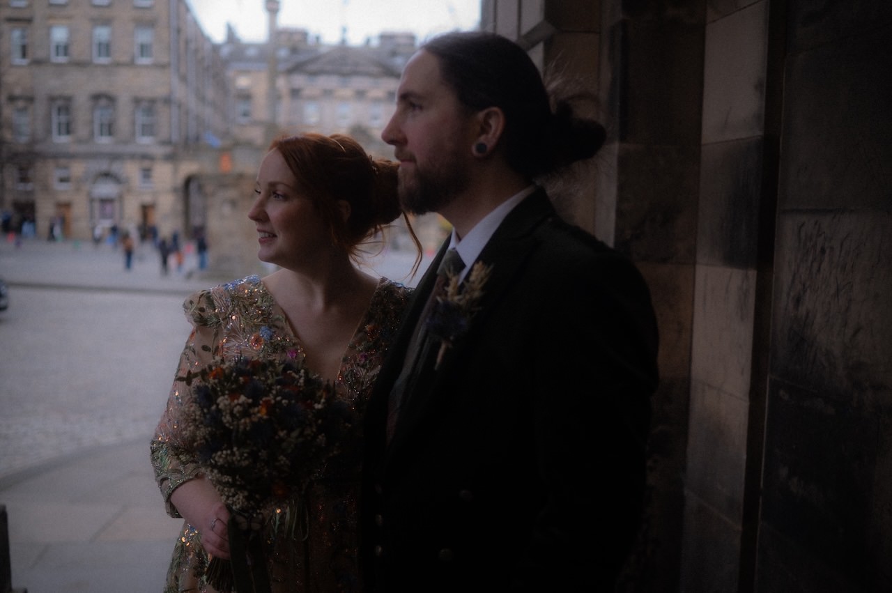 Planning a Small Edinburgh City Chambers Wedding 6 Edinburgh Royal Mile Wedding Session