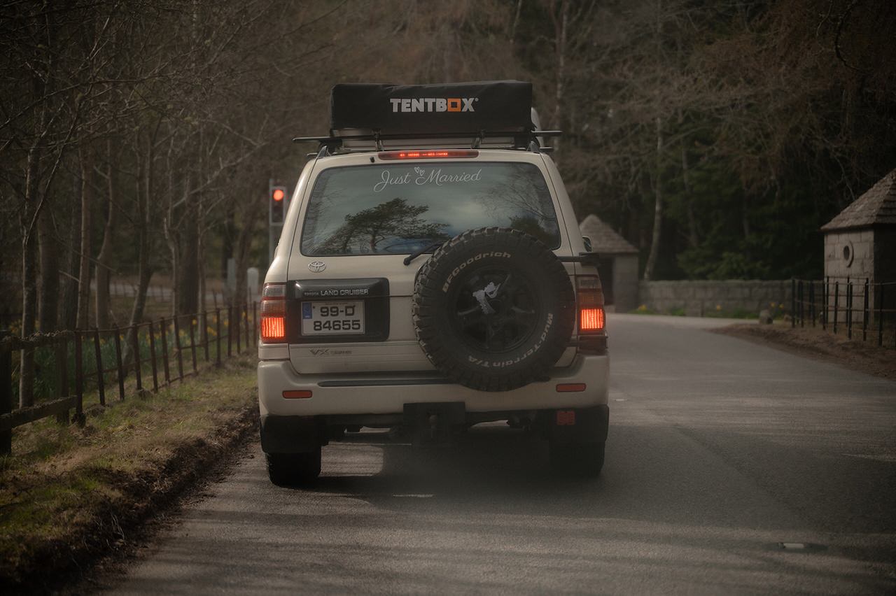 Elegant, Intimate Scottish Highlands Elopement in the Cairngorms 30 Elopement in the Cairngorms Classic Off Road Car